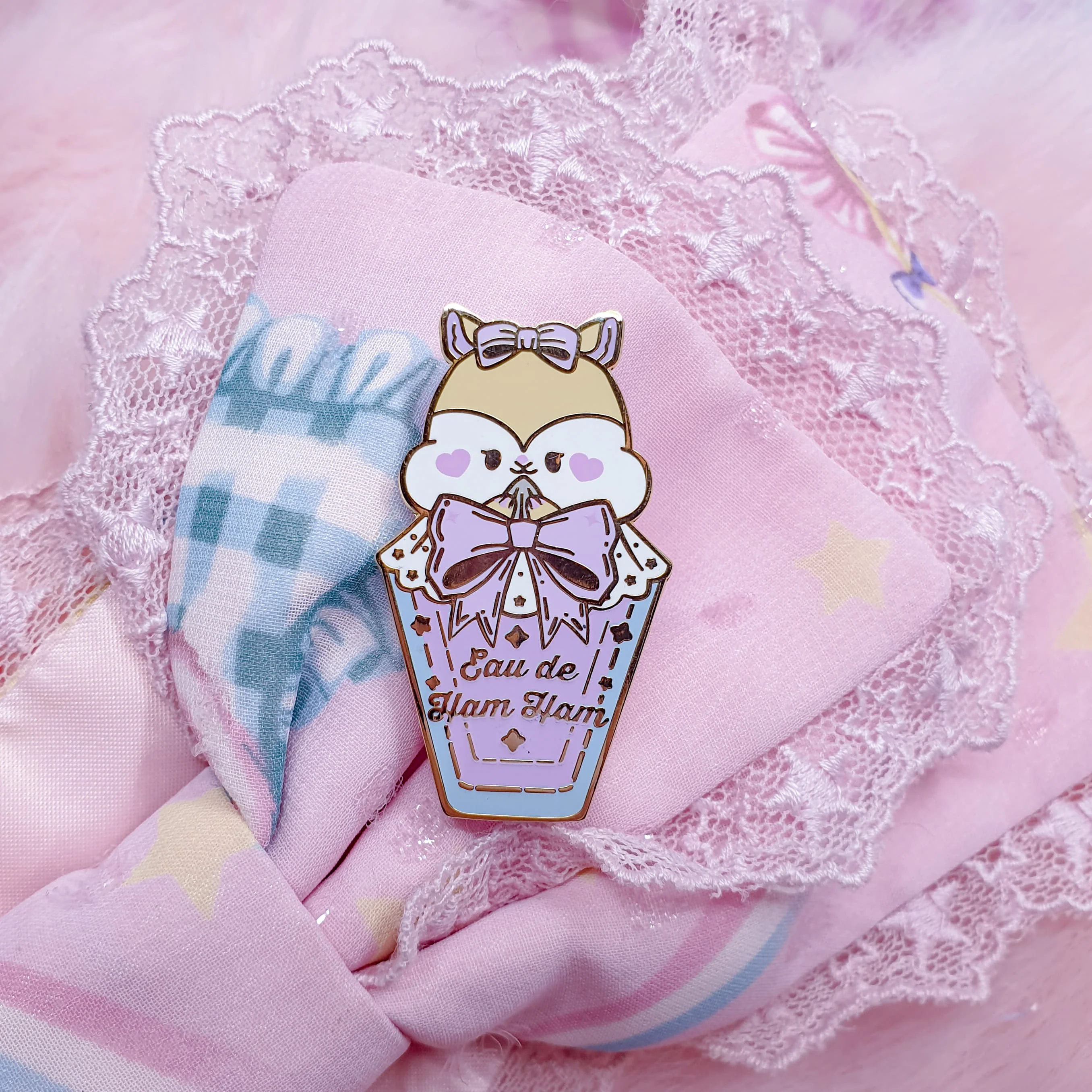 Eau De Ham Ham Honey Version🌻 | Patreon Exclusive Hard Enamel Pin - Image 3