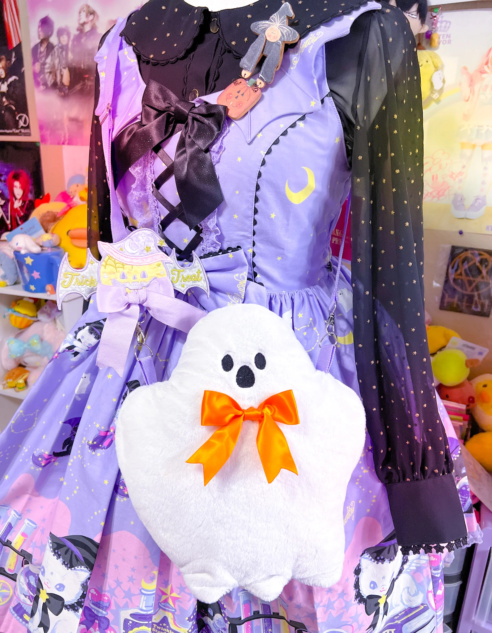 Fluffy Phantom Plush Purse - Image 9