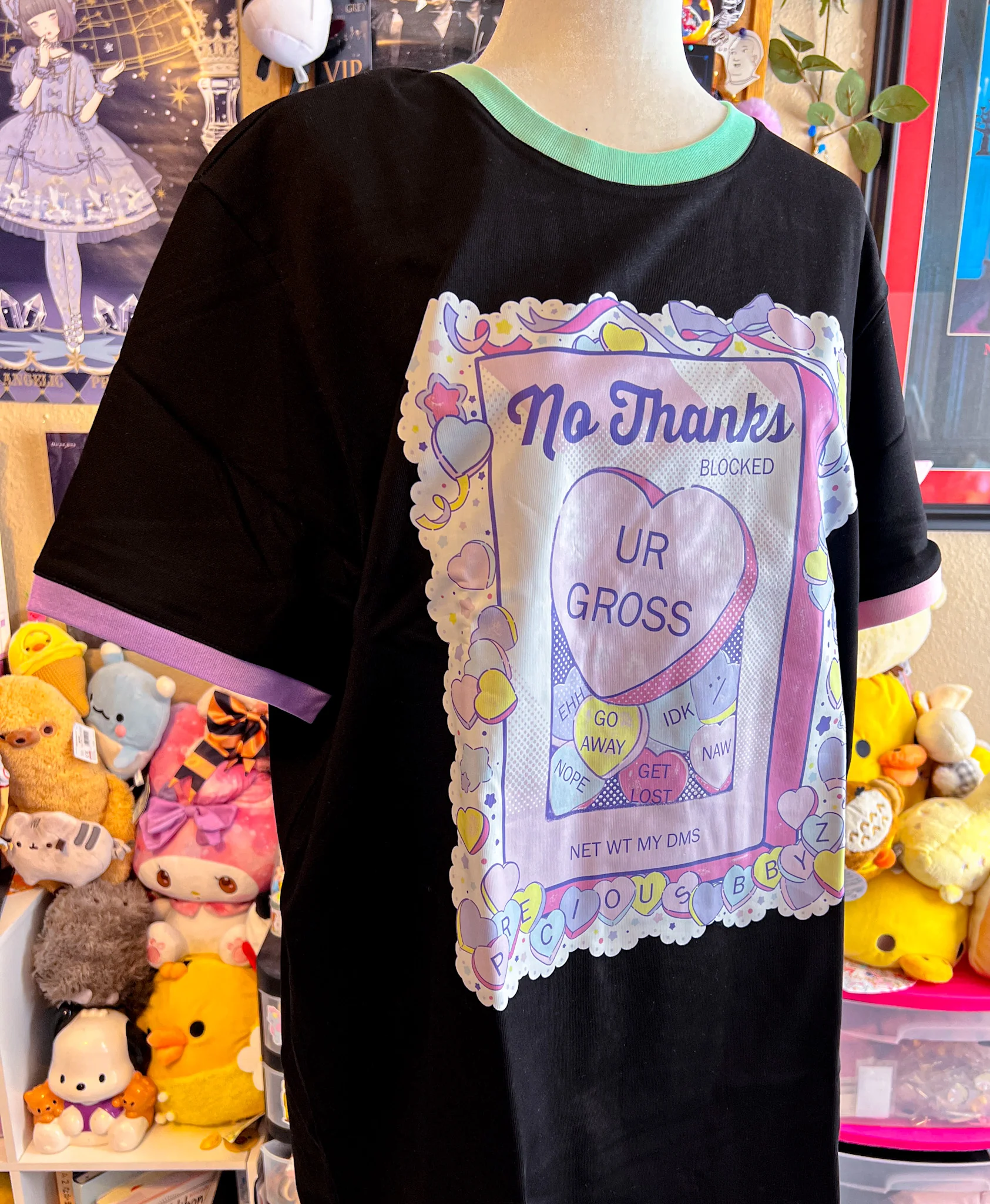 No Thanks Conversation Hearts Contrast T-Shirt - Image 10
